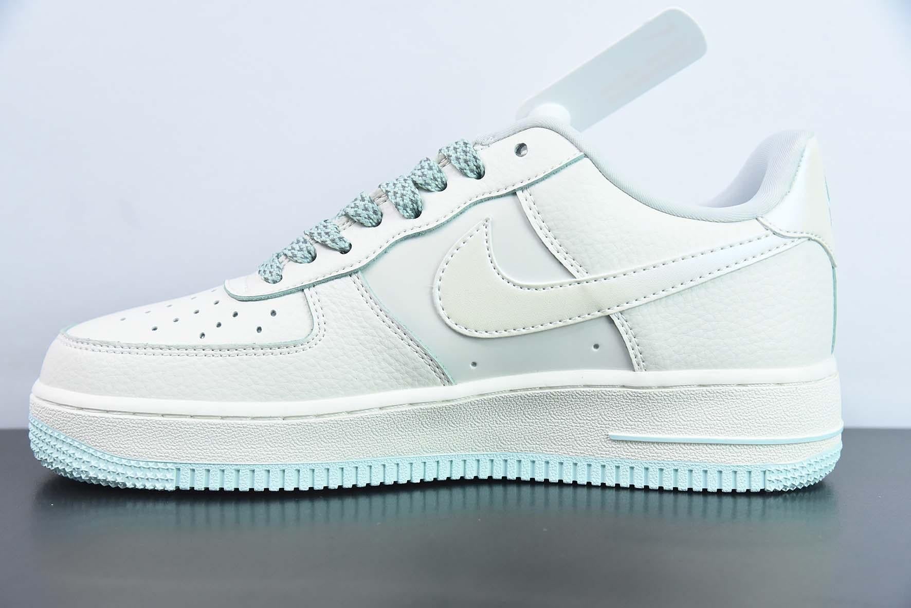 Nike Air Force 1 Low Secondary image