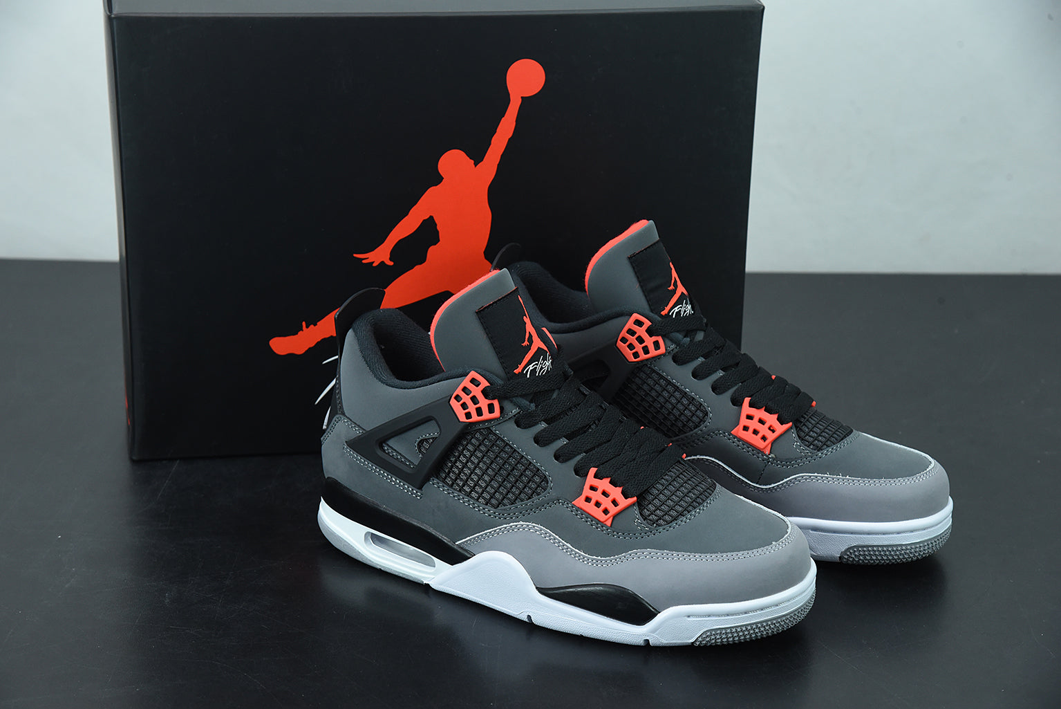 Nike Air Jordan 4 Infrared Main image