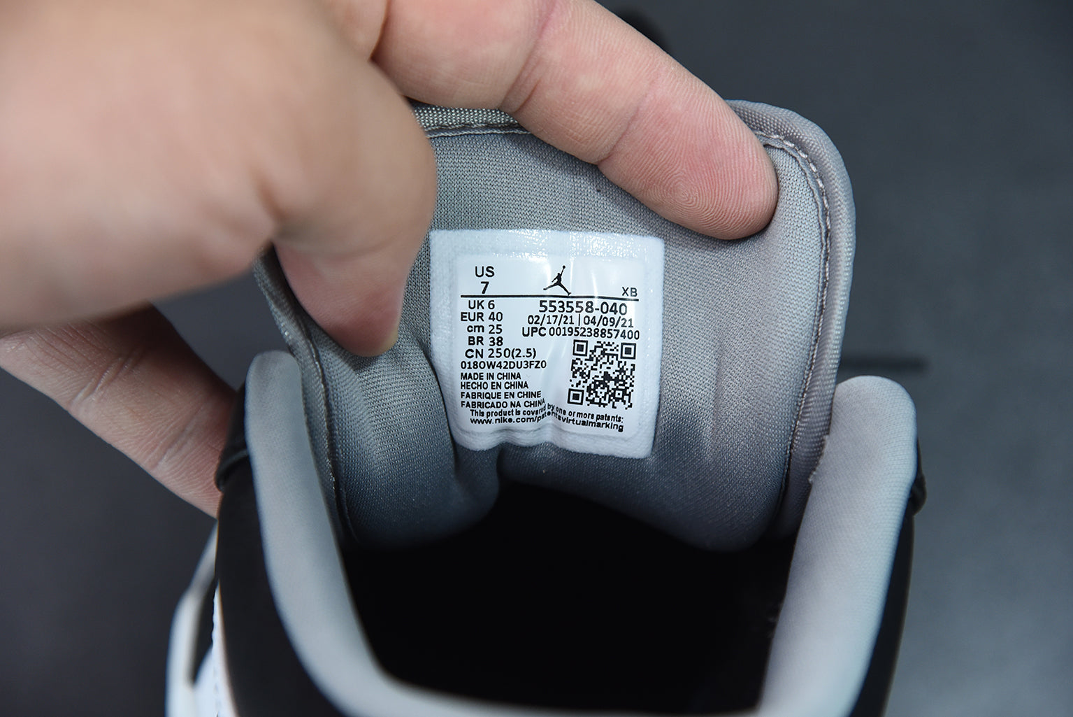 Nike Air Jordan 1 Low Medium Grey