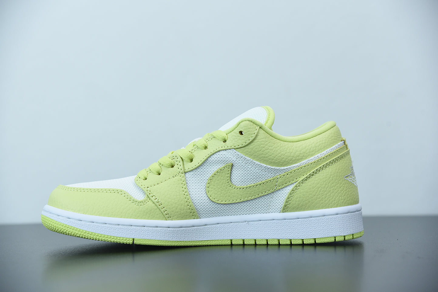 Nike Air Jordan 1 Low Limelight