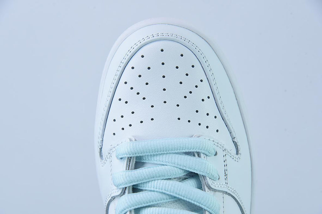 Nike SB Dunk Low Be True