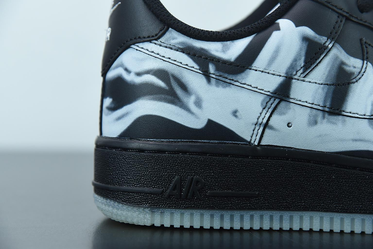 Nike Air Force 1 Skeleton Black