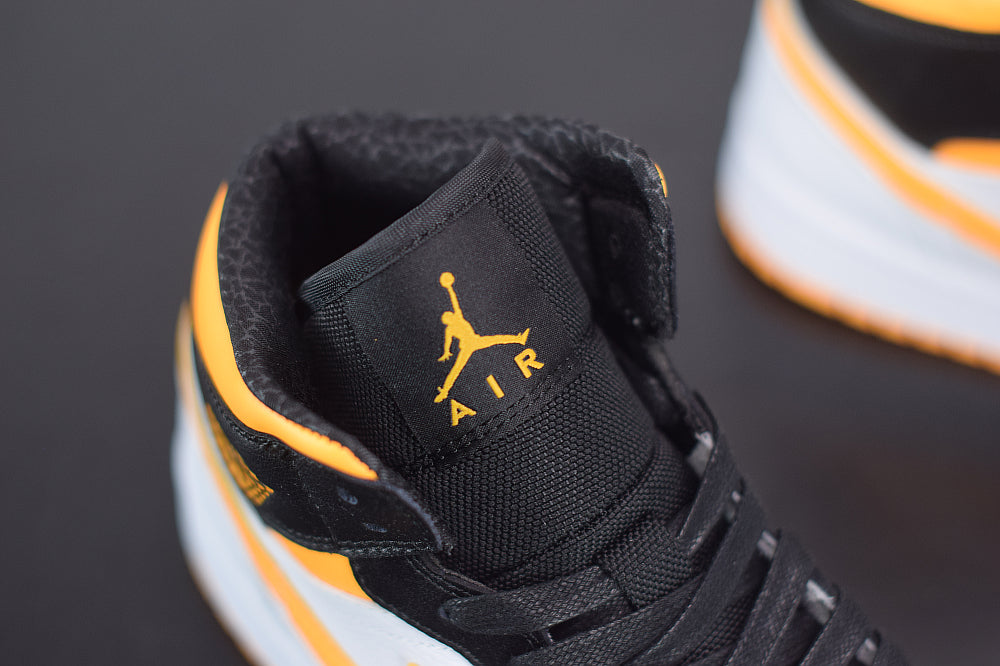 Nike Air Jordan 1 Mid Laser Orange