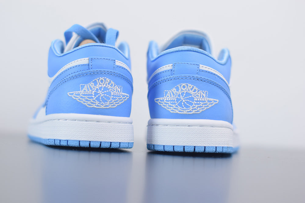 Nike Air Jordan 1 UNC