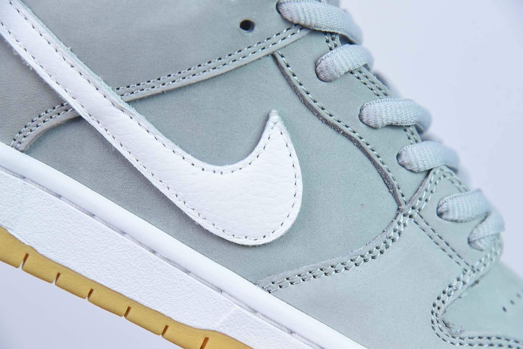 Nike SB Dunk Low Pro Wolf Grey Gum