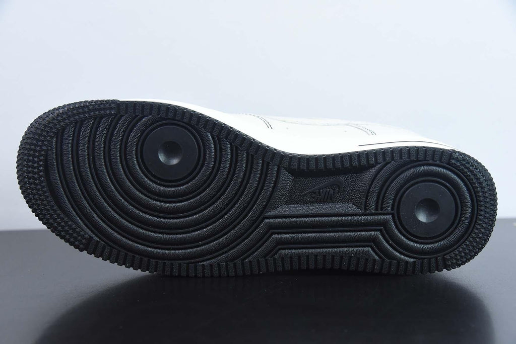 Nike Air Force 1 Low - Undefeated