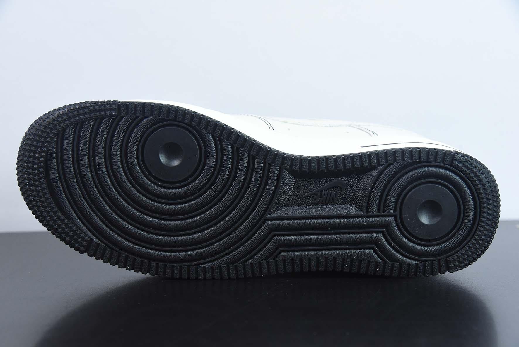 Nike Air Force 1 Low - Undefeated