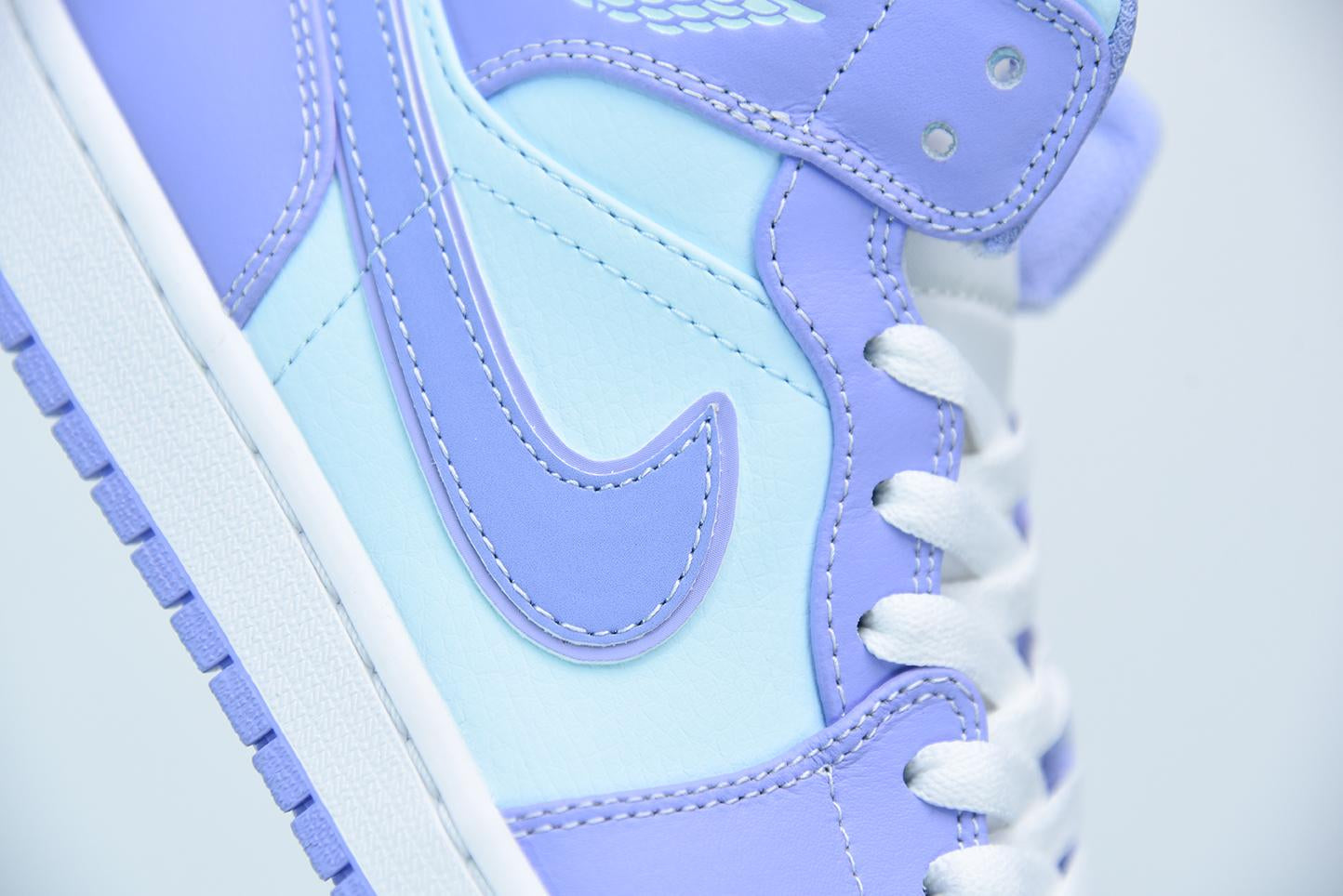 Nike Air Jordan 1 Mid Purple Aqua