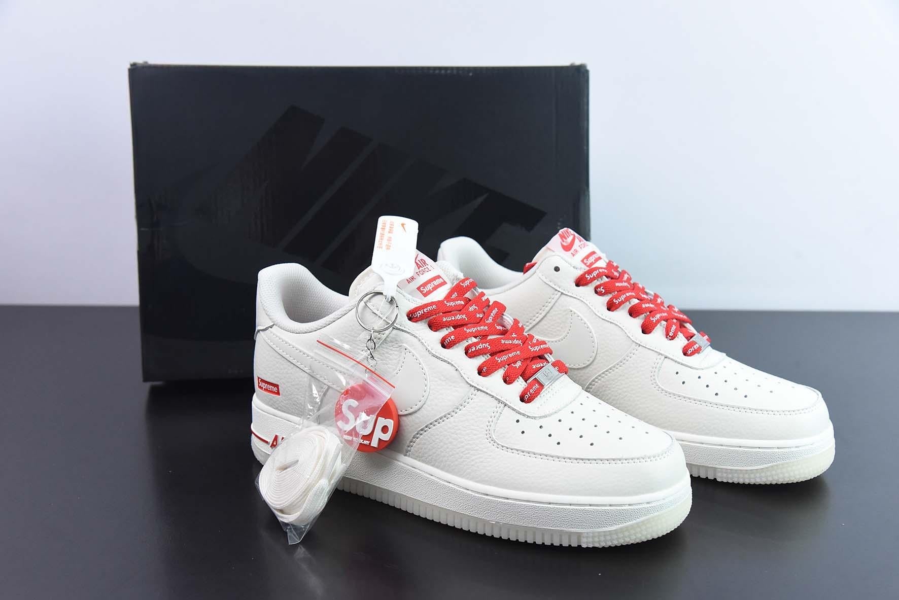 Nike Air Force x Supreme White Main image