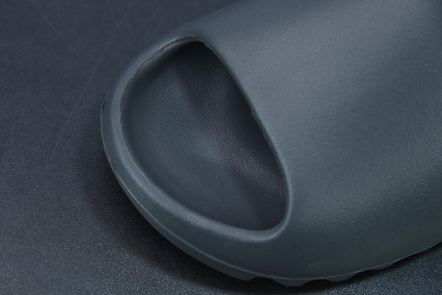 Adidas Yeezy Slide Onyx