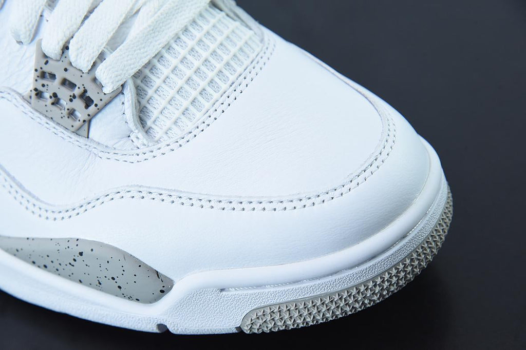 Nike Air Jordan 4 White Oreo
