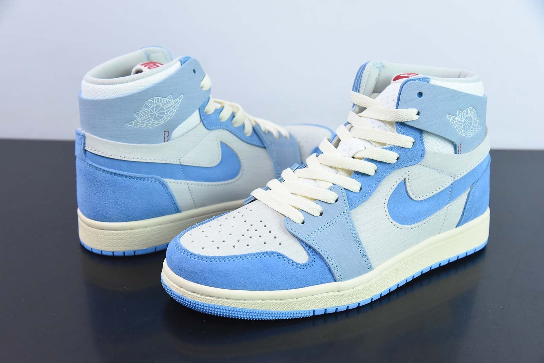 Nike Air Jordan 1 High Zoom CMFT 2 University Blue Secondary image