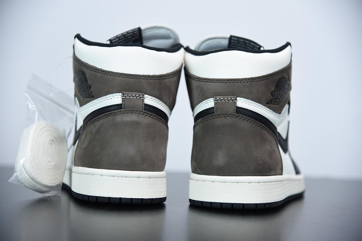 Nike Air Jordan 1 High Dark Mocha