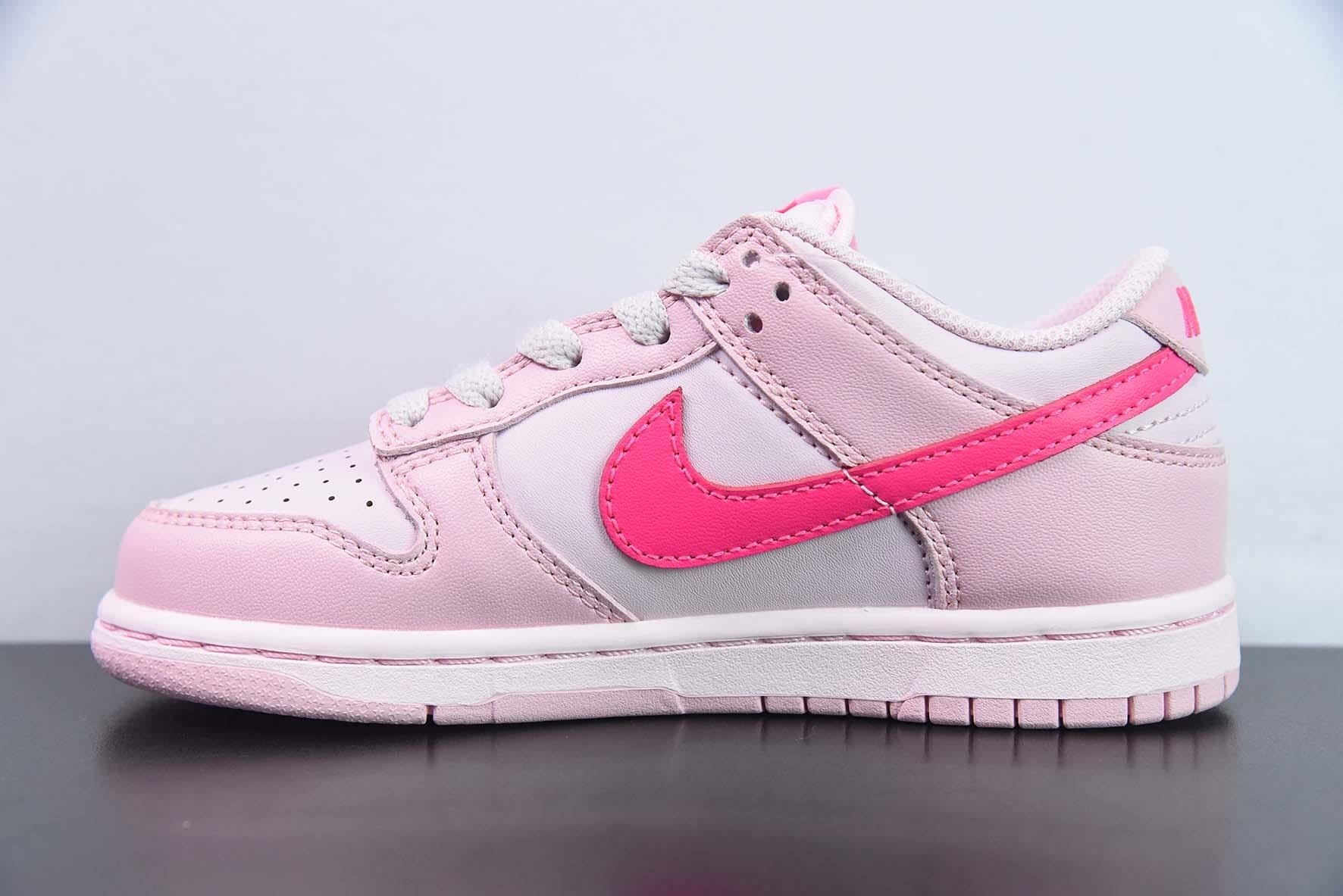 Nike Dunk Low Triple Pink