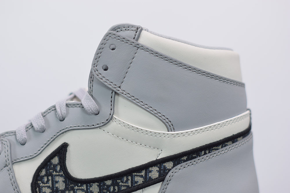 Nike Air Jordan 1 High DIOR