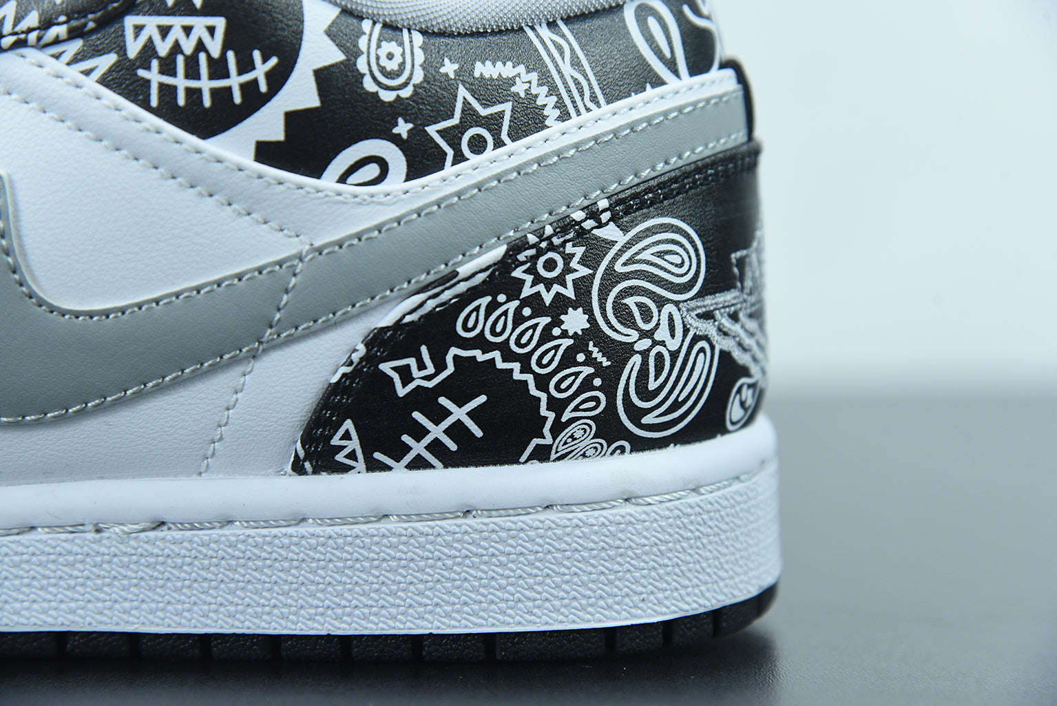 Nike Air Jordan 1 Low Paisley