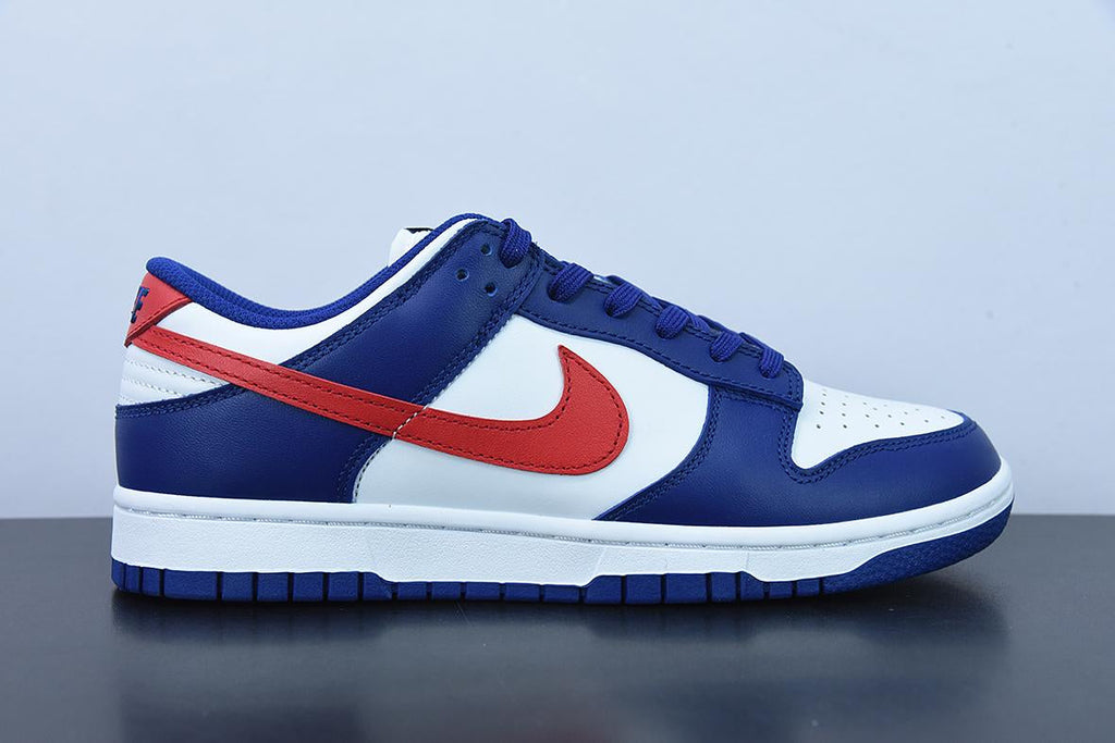 Nike Dunk Low White and university Red