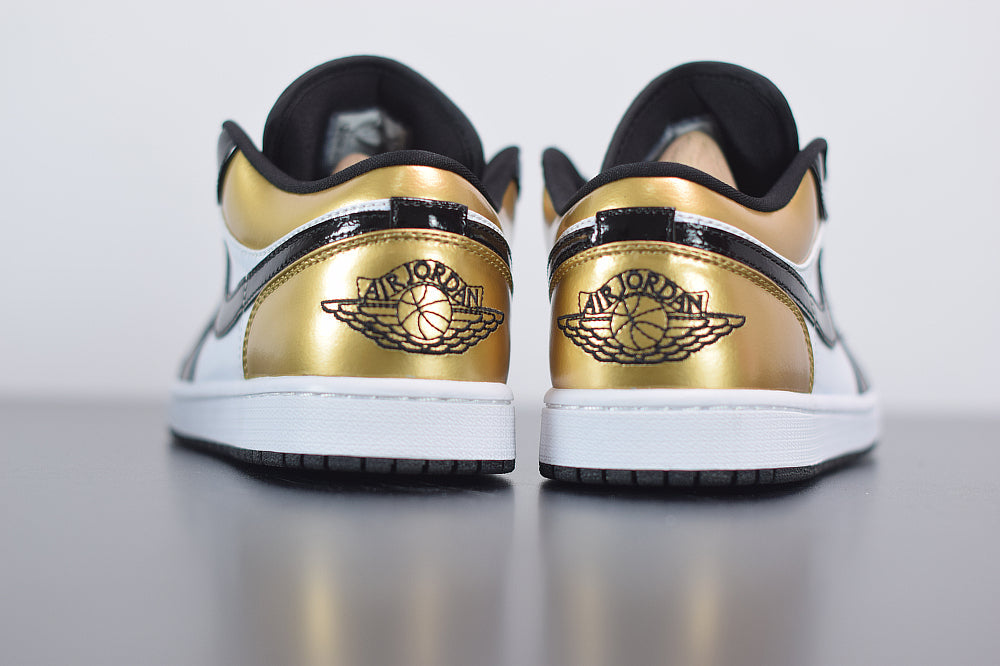 Nike Air Jordan 1 Low Gold Toe