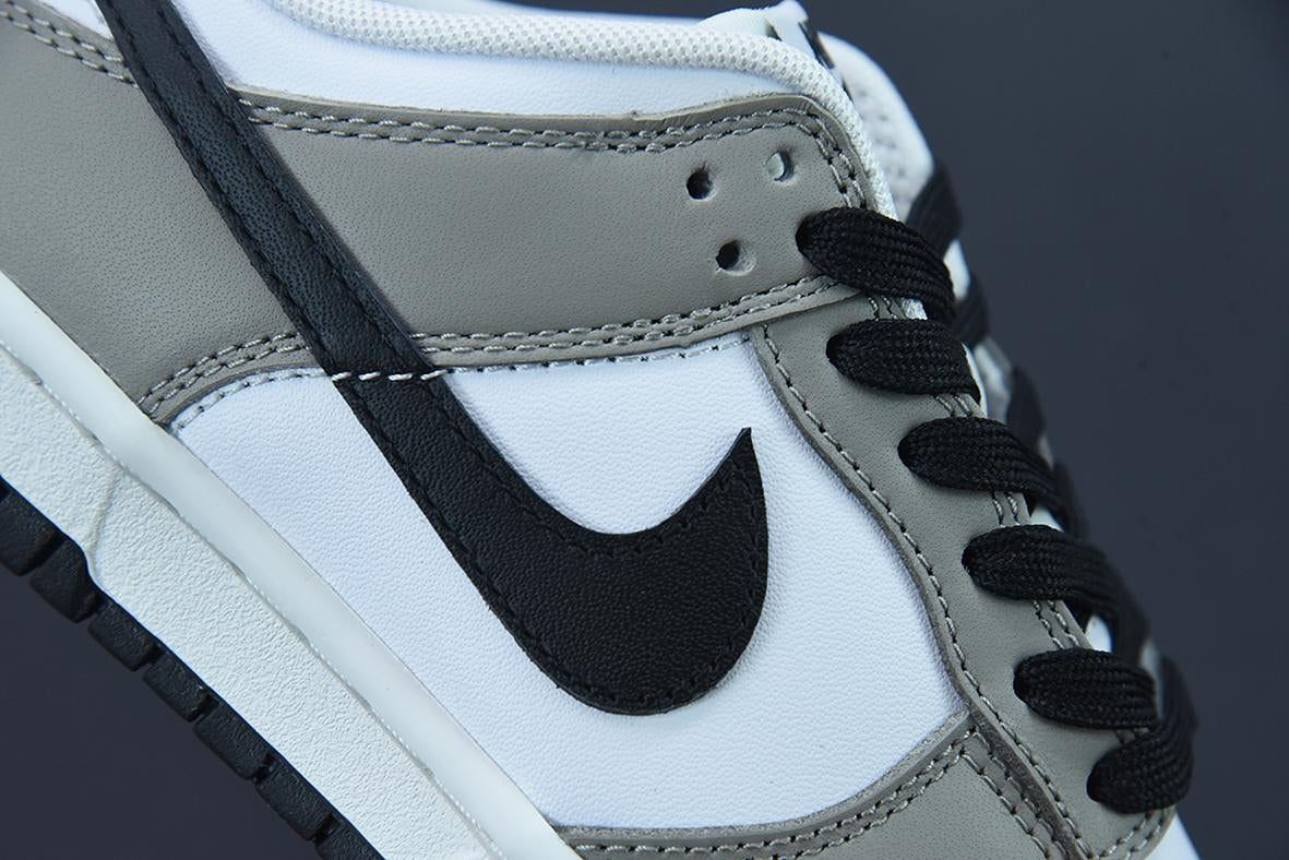 Nike Dunk Low SB gray white
