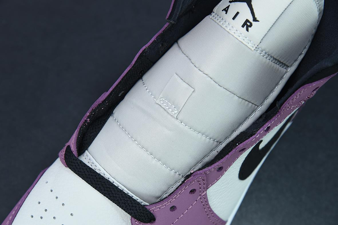 Nike Air Jordan 1 Mid Berry Pink