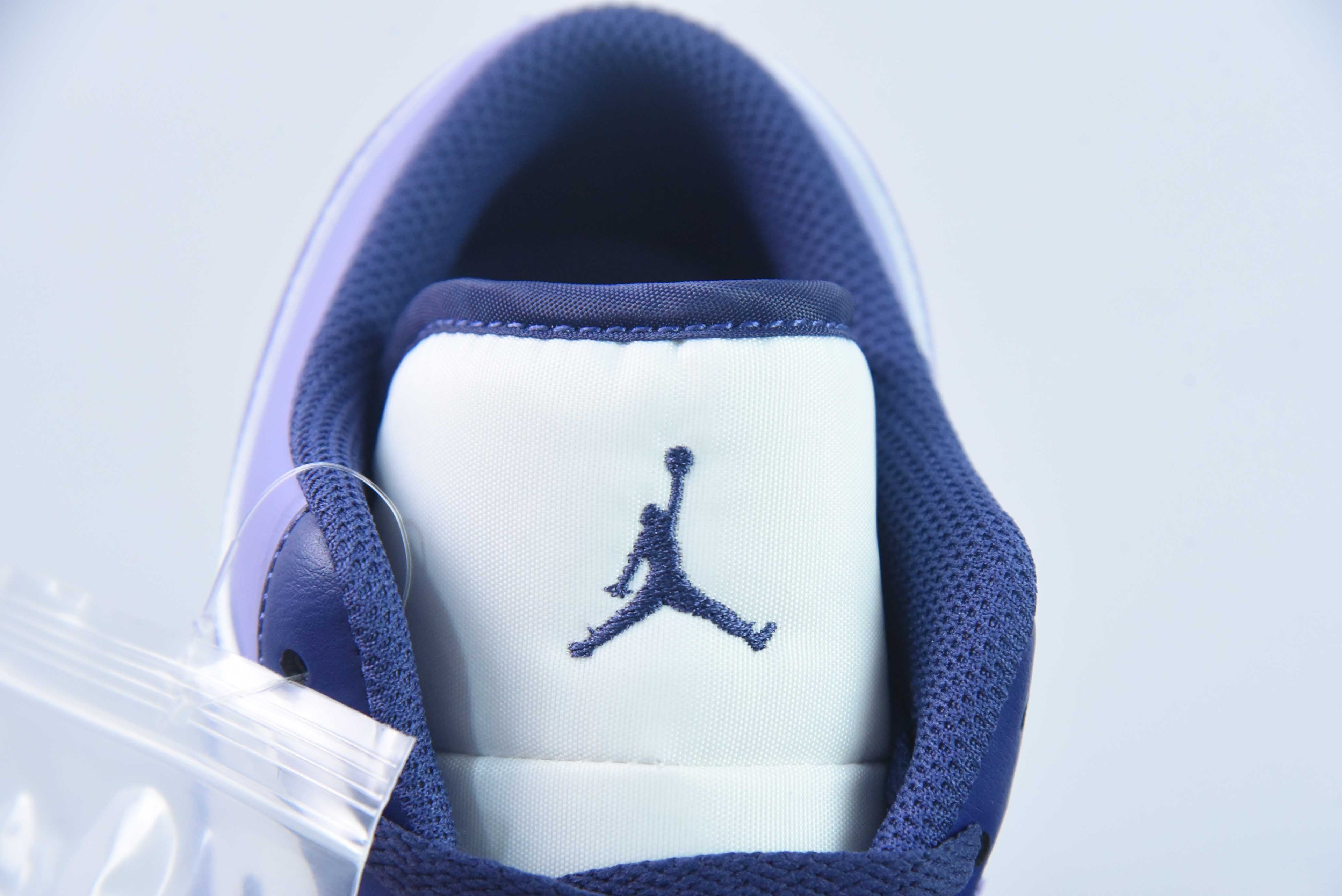 Nike Air Jordan 1 Low Midnight