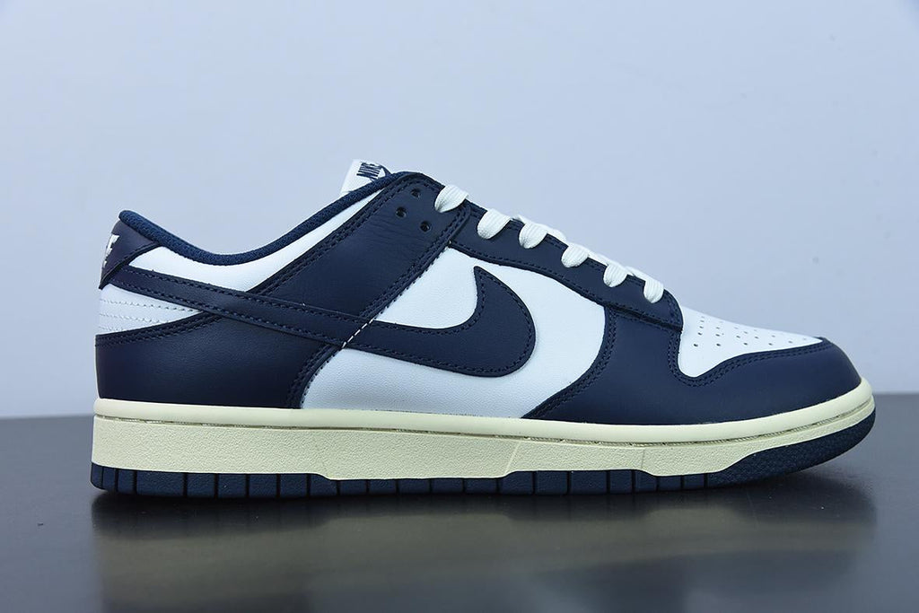 Nike Dunk Low Vintage Navy