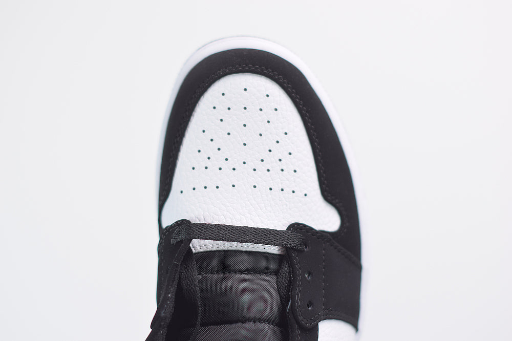 Nike Air Jordan 1 Mid Shattered