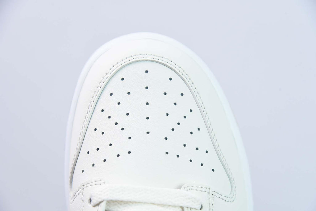 Nike SB Dunk Low Sanddrift