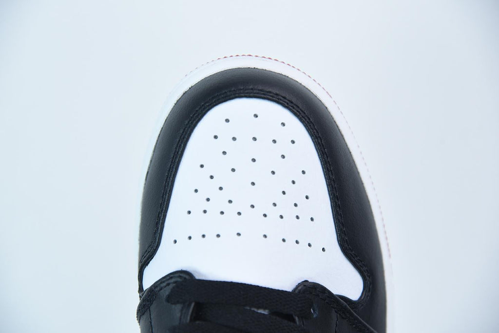 Nike Air Jordan 1 Mid Metalic Red