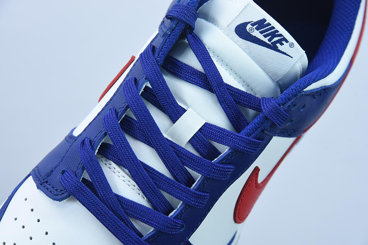 Nike Dunk Low White and university Red