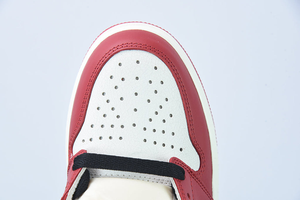 Nike Air Jordan 1 High Chicago Lost and Found