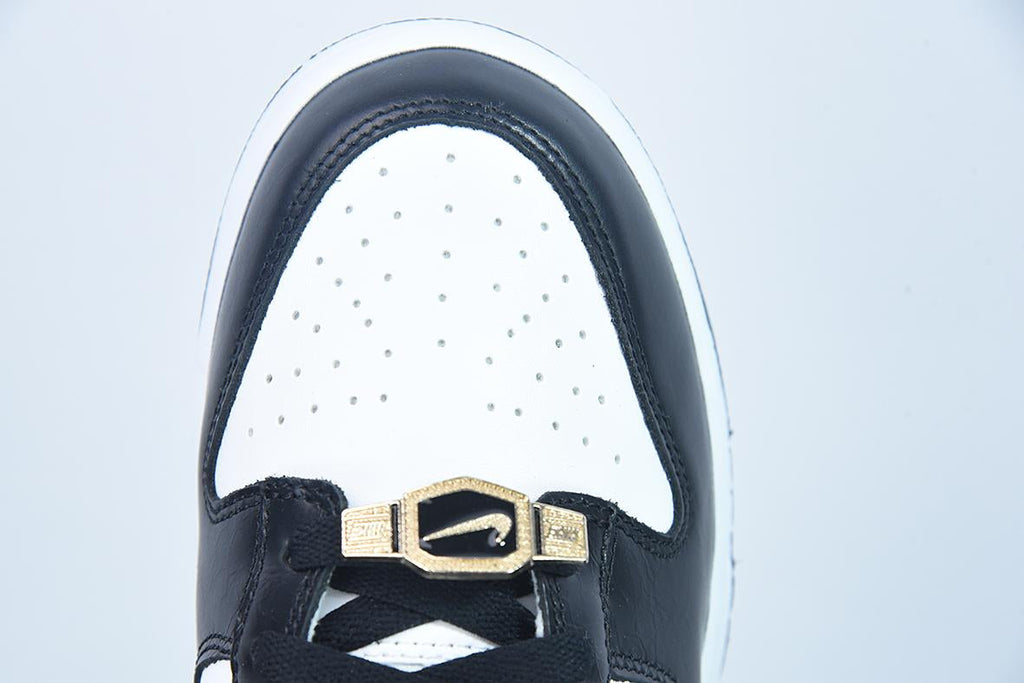 Nike Dunk Low - Would Champ