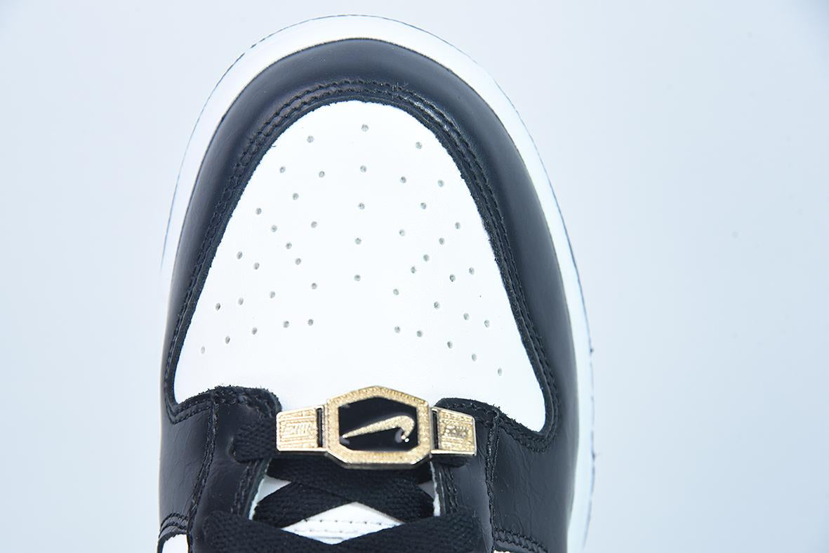 Nike Dunk Low - Would Champ