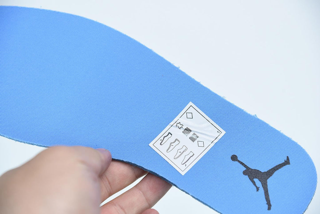 Nike Air Jordan 1 Mid  University Blue