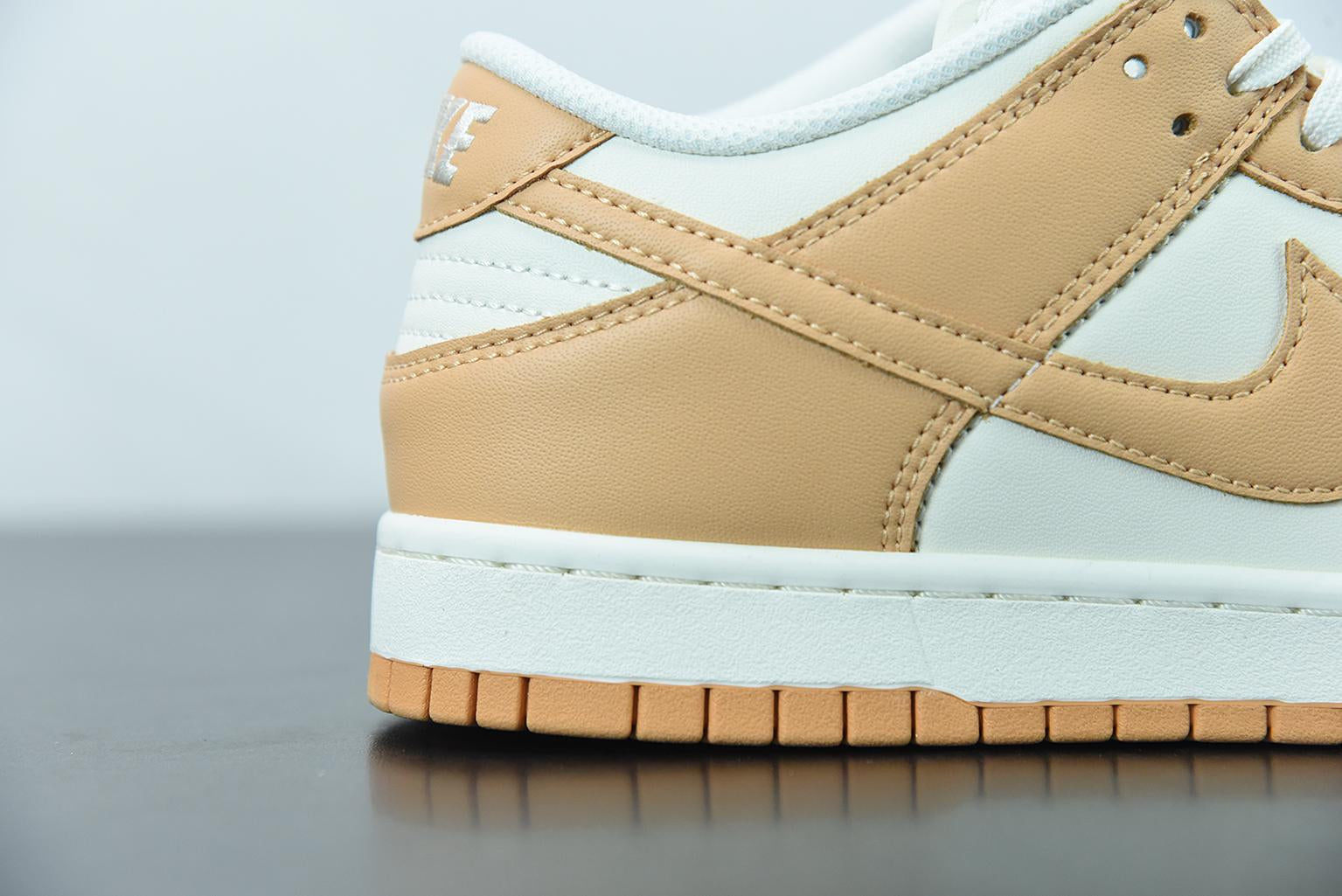 Nike Dunk SB Low Wmns Harvest Moon