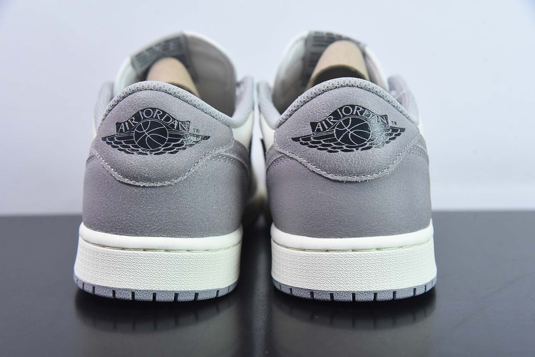 Nike Air Jordan 1 Low Atmosphere Grey