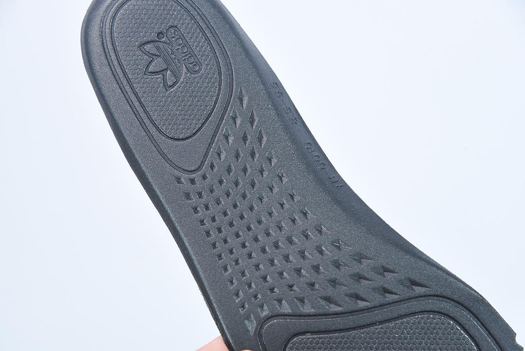 Adidas Yeezy Boost 350 V2 Dazzling Blue