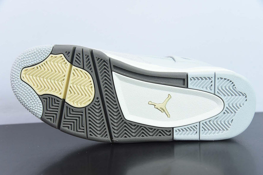 Nike Air Jordan 4 Retro SE Craft