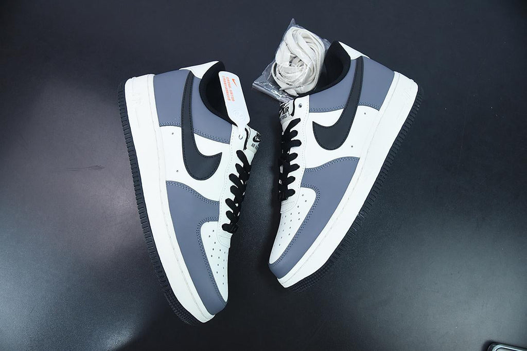 Nike Air Force 1 Low gray