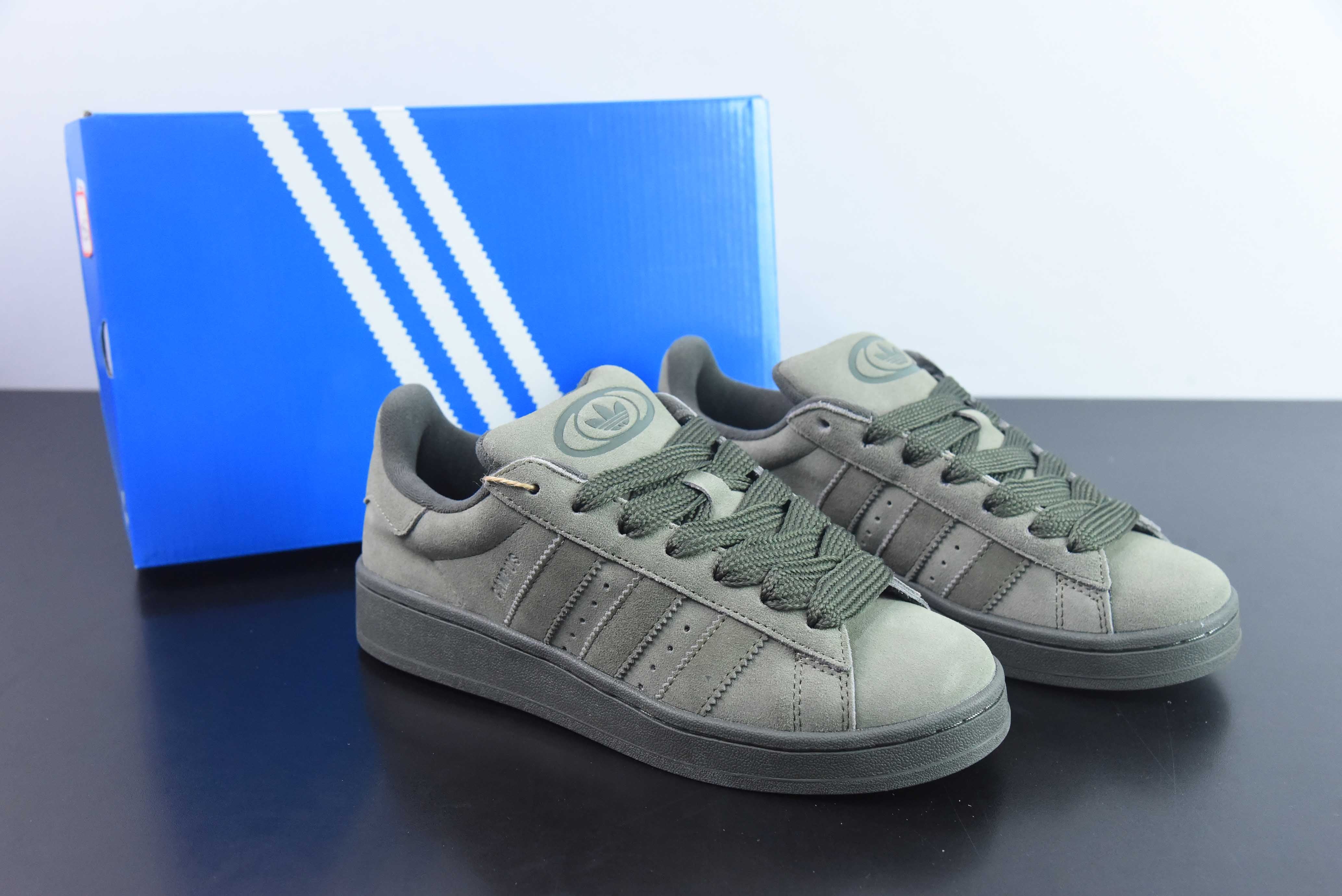 Adidas Silver Pebble Core Black Secondary image