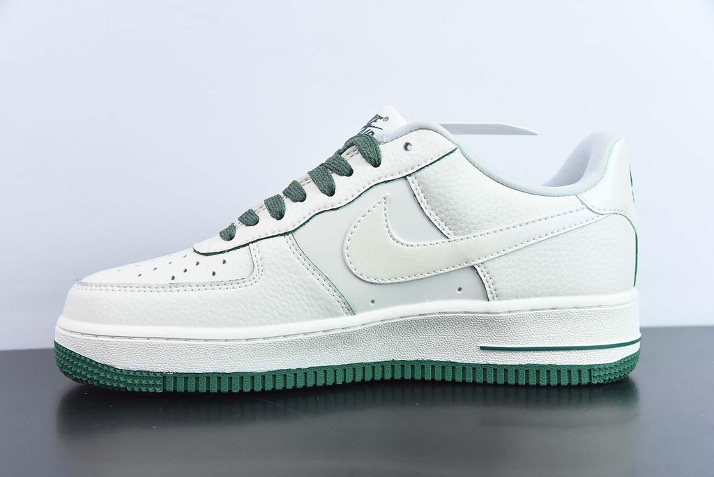 Nike Air Force 1 07 Low Fresh