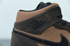 Nike Air Jordan 1 Mid Dark Chocolate