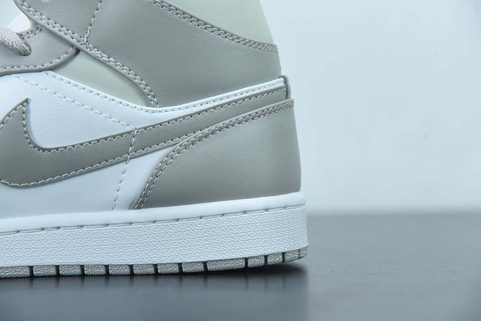 Nike Air Jordan 1 Mid College Grey