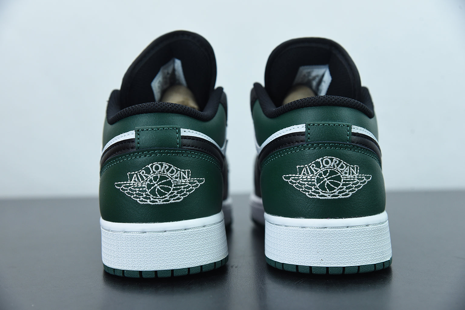 Nike Air Jordan 1 Low Pine Green