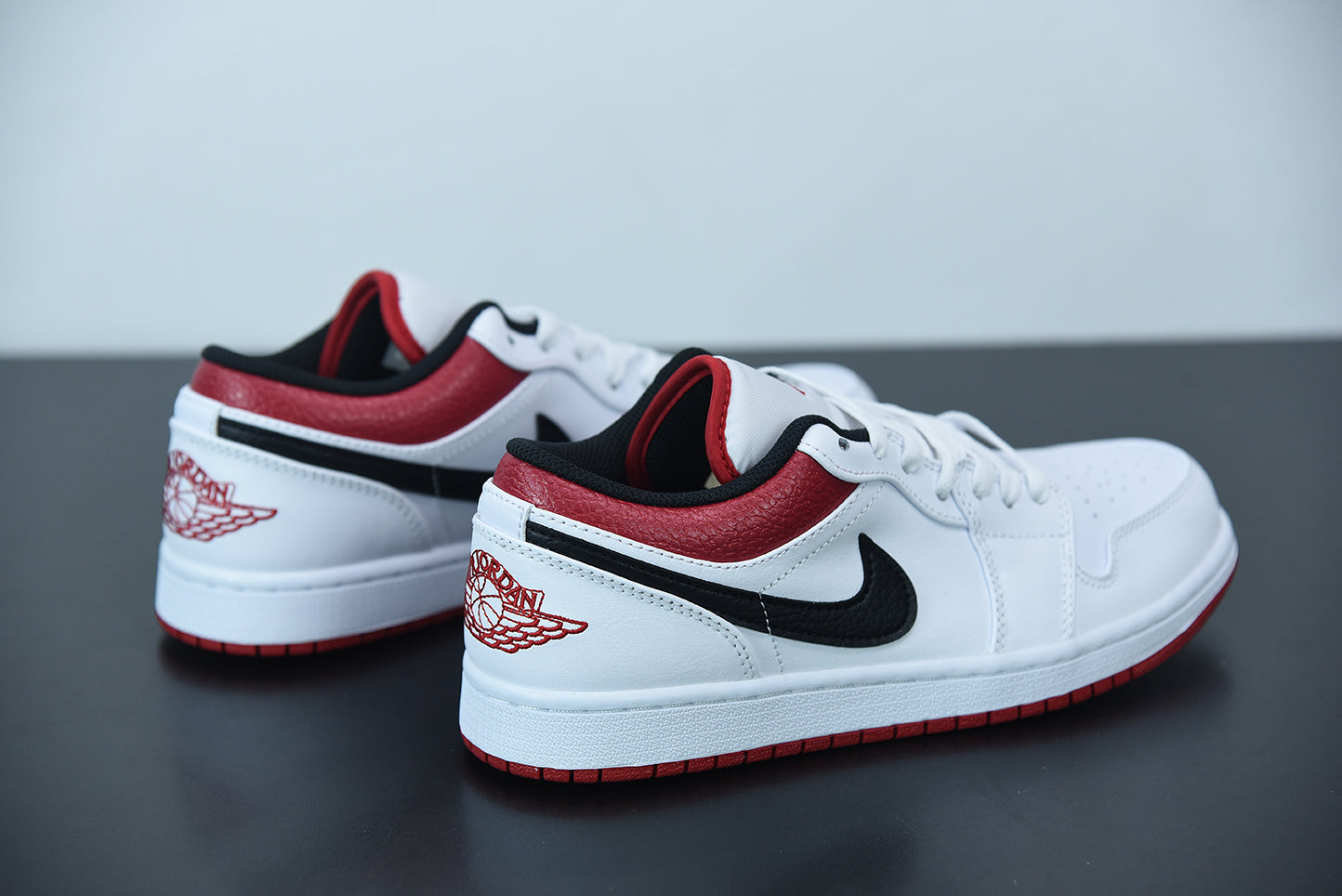 Nike Air Jordan 1 Low University Red