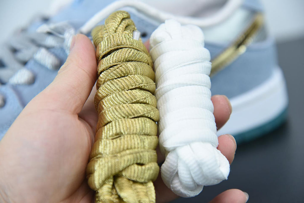 Nike Dunk Low Holiday Special