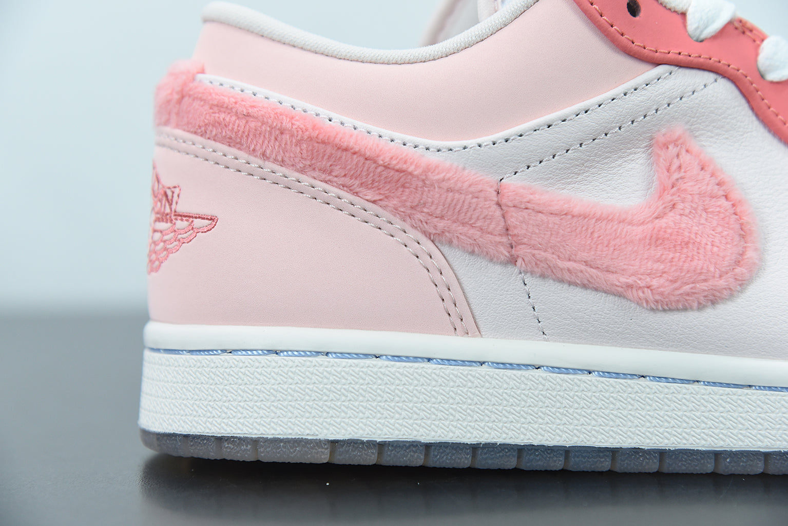 Nike Air Jordan 1 Low Mighty Swooshers Pink