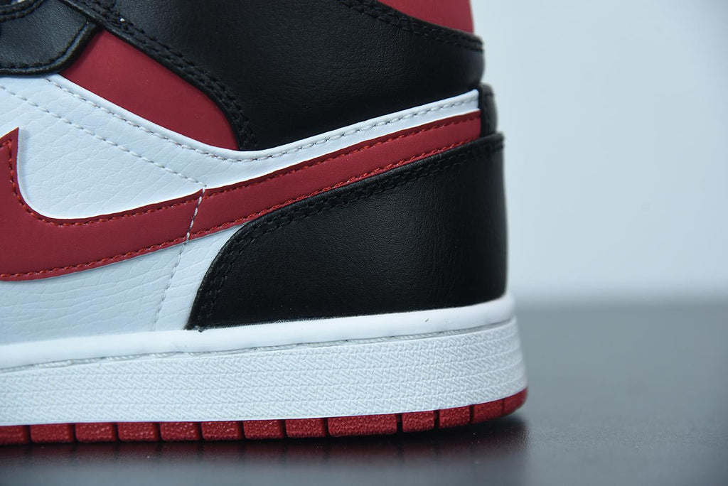 Nike Air Jordan 1 Mid Metalic Red