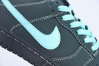 Nike SB Dunk Low x Tiffany