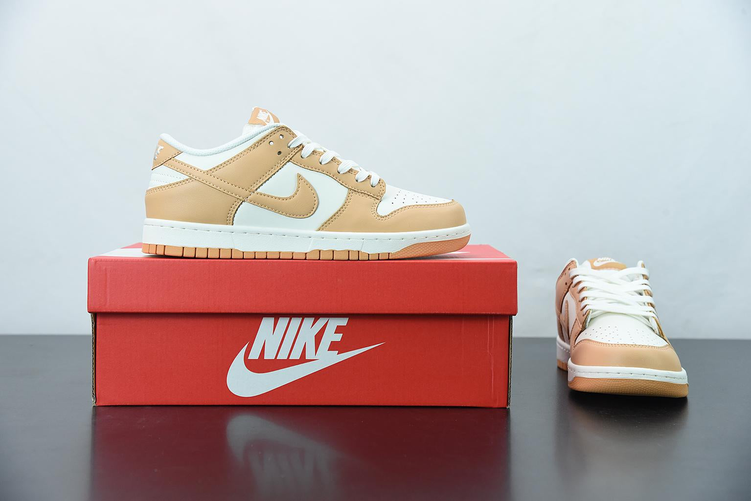 Nike Dunk SB Low Wmns Harvest Moon